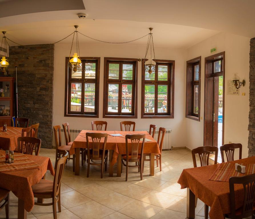 Alexandrov'S Houses Hotel Zlatograd Ngoại thất bức ảnh