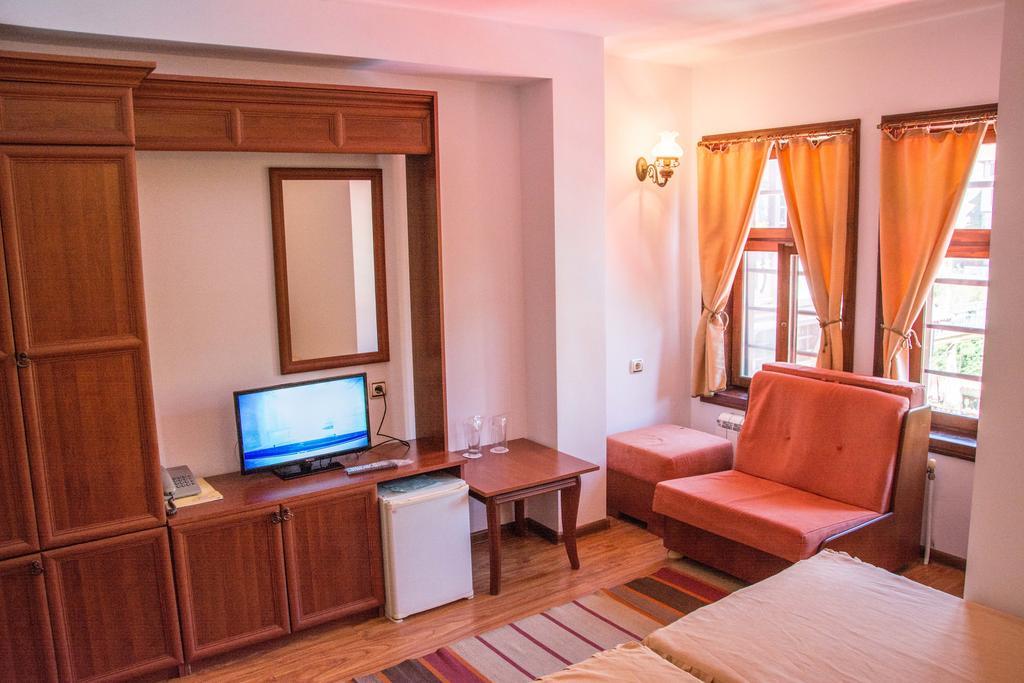 Alexandrov'S Houses Hotel Zlatograd Ngoại thất bức ảnh
