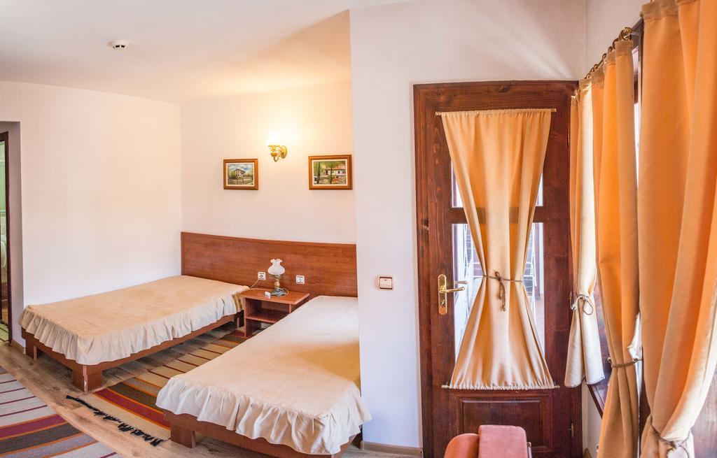 Alexandrov'S Houses Hotel Zlatograd Ngoại thất bức ảnh