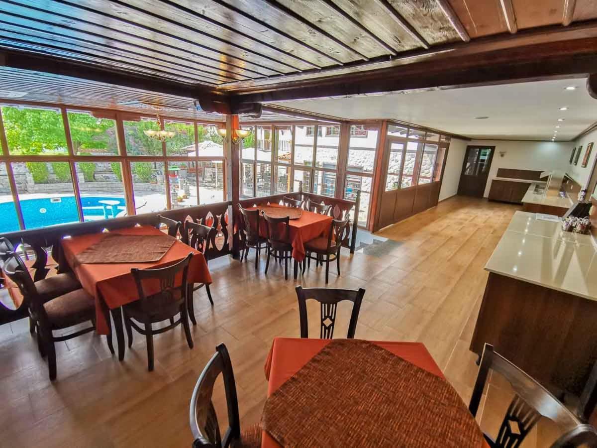 Alexandrov'S Houses Hotel Zlatograd Ngoại thất bức ảnh