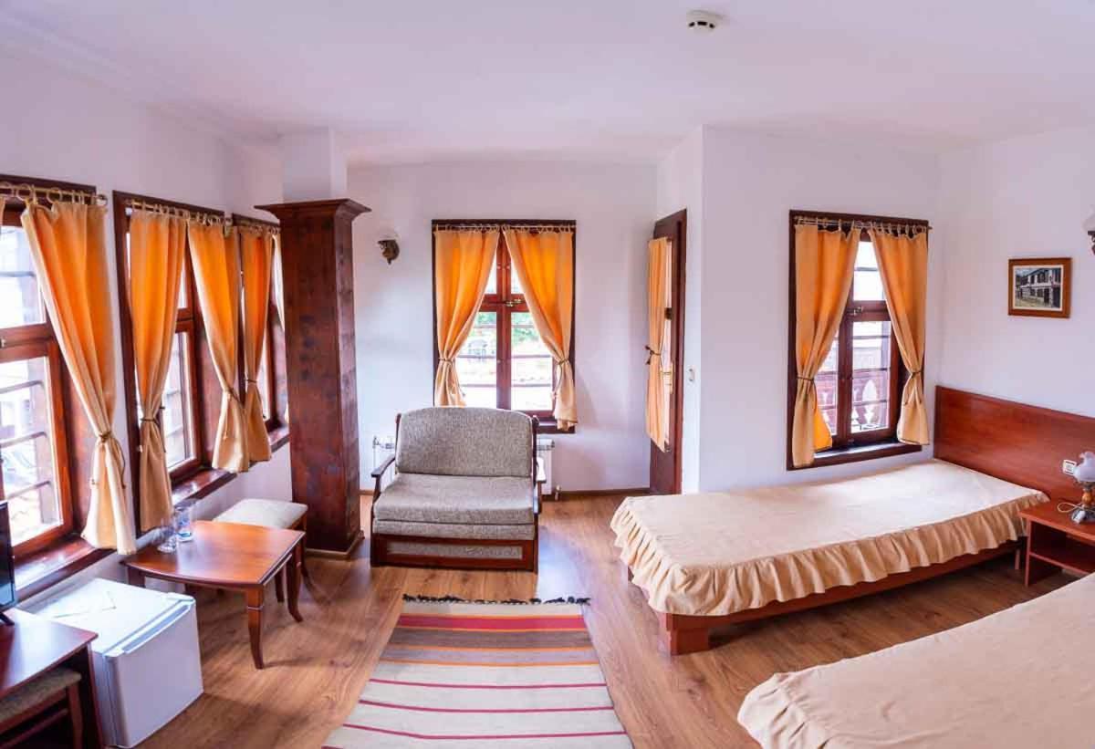 Alexandrov'S Houses Hotel Zlatograd Ngoại thất bức ảnh